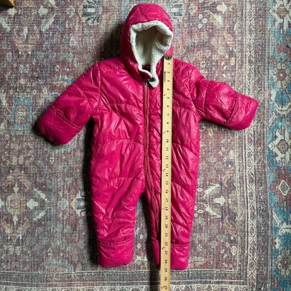 Ugg Baby 6-12 months Cozy Pink Kids One Piece Snowsuit - Picture 2 of 8